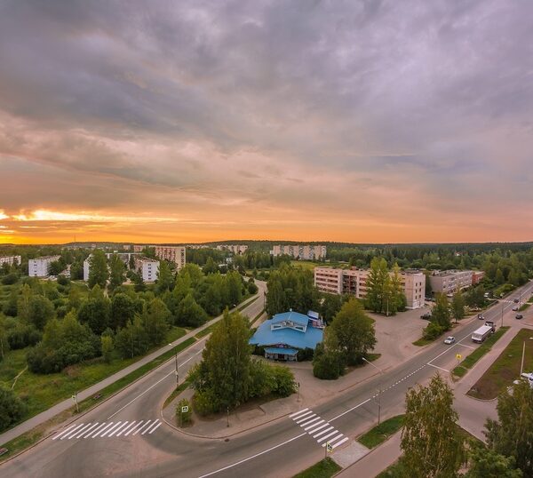 све